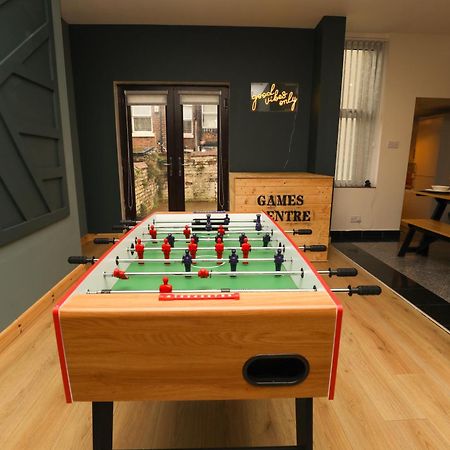 Anfield Luxe Retreat - Stylish Stay With Parking - Steps From Stadium - Short Drive To City Centre Liverpool Bagian luar foto