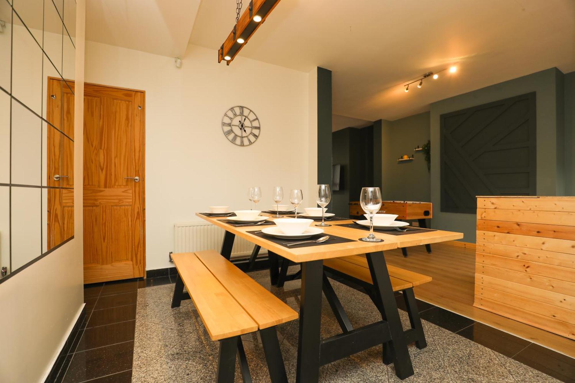 Anfield Luxe Retreat - Stylish Stay With Parking - Steps From Stadium - Short Drive To City Centre Liverpool Bagian luar foto